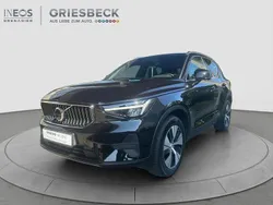 Onyx black / Gebraucht 2022 Volvo XC40 Core SUV | 29.670 € (Fairer Preis)