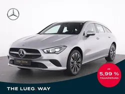 Iridiumsilber metallic Gebraucht 2022 Mercedes CLA250e Shooting Brake Progressive Kombi | 27.480 € (Superpreis)