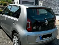 Grau Gebraucht 2014 VW up! Kleinwagen | 5.700 € (Fairer Preis)