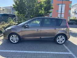 Gebraucht 2011 Renault Scénic III Dynamique Van / Kleinbus | 3.999 € (Fairer Preis)