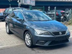 Grau Gebraucht 2019 Seat Leon ST Style Kombi | 9.900 € (Fairer Preis)