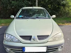 Grün Gebraucht 2003 Renault Mégane GrandTour Authentique Kombi | 570 € (Superpreis)