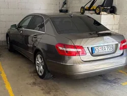 Bronze Gebraucht 2009 Mercedes E250 Avantgarde Limousine | 11.500 € (Fairer Preis)
