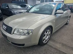 Gold Gebraucht 2001 Audi A4 Limousine | 700 € (Guter Preis)