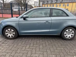 Grau Gebraucht 2011 Audi A1 Kleinwagen | 6.500 € (Guter Preis)