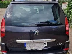 Gebraucht 2010 Peugeot 807 Premium Van / Kleinbus | 3.350 € (Etwas zu teuer)