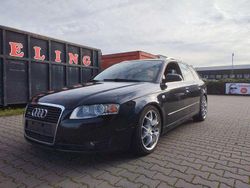 Schwarz Gebraucht 2004 Audi A4 S-Line Kombi | 1.500 € (Fairer Preis)