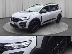 Moonstonegrau Gebraucht 2022 Dacia Jogger Extreme Van / Kleinbus | 17.990 € (Fairer Preis)