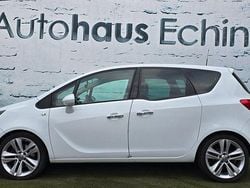 Weiß Gebraucht 2011 Opel Meriva Van / Kleinbus | 4.950 € (Fairer Preis)