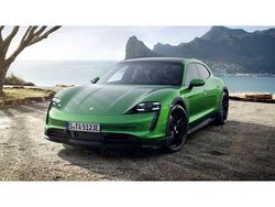 Mambagrünmetallic (metallic) Gebraucht 2023 Porsche Taycan Limousine | 79.900 € (Fairer Preis)