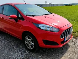 Rot Gebraucht 2013 Ford Fiesta Champions Edition Kleinwagen | 6.250 €