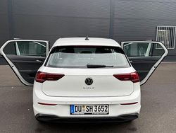 Weiß Gebraucht 2024 VW Golf VIII Limousine | 22.200 € (Superpreis)