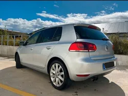 Silber Gebraucht 2011 VW Golf VI Highline Limousine | 8.200 € (Etwas zu teuer)