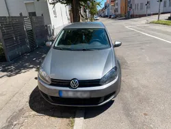 Grau Gebraucht 2009 VW Golf VI Limousine | 4.950 €