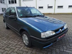 Renault 19
