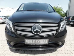 Obsidianschwarz metallic Gebraucht 2021 Mercedes Vito Van / Kleinbus | 36.990 € (Teuer)