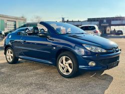 Blau Gebraucht 2004 Peugeot 206 CC Platinum Cabrio | 1.399 € (Guter Preis)