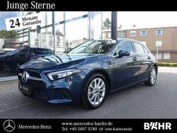 Denimblau (metallic) Gebraucht 2021 Mercedes A180 Progressive Limousine | 23.950 € (Etwas zu teuer)