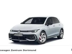 Blau Gebraucht 2025 VW Golf VIII GTE Limousine | 39.141 € (Superpreis)