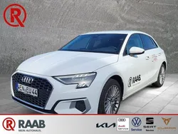Weiß Gebraucht 2024 Audi A3 Sportback Advanced Plus Limousine | 32.495 € (Superpreis)