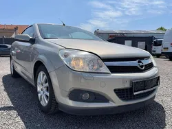 Beige Gebraucht 2008 Opel Astra Cabriolet Cosmo Cabrio | 1.900 € (Guter Preis)