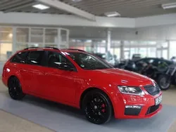 Rot Gebraucht 2016 Skoda Octavia RS Kombi | 15.250 € (Fairer Preis)