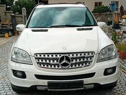 Weiß Gebraucht 2008 Mercedes ML280 SUV | 11.500 € (Etwas zu teuer)