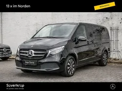 Schwarz Gebraucht 2023 Mercedes V220 Van / Kleinbus | 55.890 € (Etwas zu teuer)