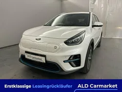 Weiß Gebraucht 2020 Kia e-Niro Spirit SUV | 22.980 € (Fairer Preis)