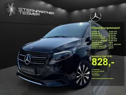 Schwarz Gebraucht 2024 Mercedes V300 Avantgarde Van / Kleinbus | 75.800 € (Teuer)