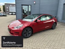 Rot Gebraucht 2021 Tesla Model 3 RWD Limousine | 26.700 € (Fairer Preis)