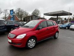 Rot Gebraucht 2006 Mercedes 200 Limousine | 3.499 € (Superpreis)