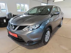 Grau Gebraucht 2014 Nissan Qashqai Tekna SUV | 9.590 € (Etwas zu teuer)