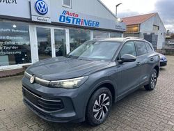 Grau Neu 2025 VW Tiguan SUV | 43.990 € (Guter Preis)