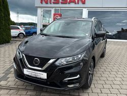 Schwarz Gebraucht 2018 Nissan Qashqai N-Connecta SUV | 15.690 € (Etwas zu teuer)