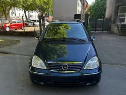 Blau Gebraucht 2004 Mercedes A160 Elegance Van / Kleinbus | 2.590 € (Etwas zu teuer)