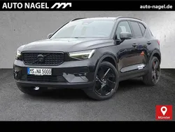 Onyx black / Gebraucht 2025 Volvo XC40 Plus SUV | 39.800 € (Fairer Preis)