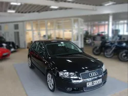Brillantschwarz (metallic) Gebraucht 2005 Audi A3 Sport Limousine | 1.650 € (Guter Preis)