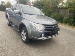 Grau Gebraucht 2017 Mitsubishi L200 Plus Abholung | 18.990 € (Guter Preis)