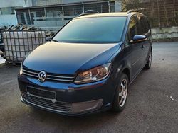 Blau Gebraucht 2011 VW Touran Highline Van / Kleinbus | 8.800 € (Etwas zu teuer)