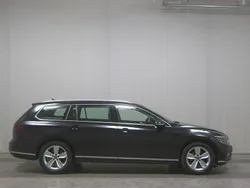 Schwarz Gebraucht 2021 VW Passat Elegance Kombi | 21.980 € (Etwas zu teuer)