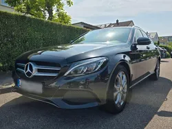 Schwarz Gebraucht 2015 Mercedes C220 Kombi | 12.500 € (Fairer Preis)
