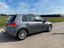 Grau Gebraucht 2010 VW Golf VI Comfortline Kombi | 5.299 € (Fairer Preis)
