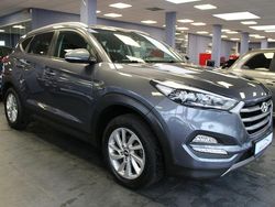 Micron grey Gebraucht 2016 Hyundai Tucson Intro Edition SUV | 12.980 € (Fairer Preis)
