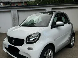Weiß Gebraucht 2015 Smart ForTwo Coupé Coupé | 9.500 € (Fairer Preis)
