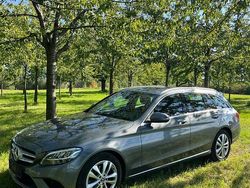 Grau Gebraucht 2019 Mercedes C200 Kombi | 16.300 € (Fairer Preis)