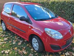 Rot Gebraucht 2009 Renault Twingo Kleinwagen | 2.800 € (Fairer Preis)