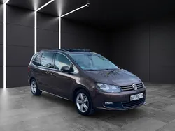 Braun Gebraucht 2013 VW Sharan Van / Kleinbus | 11.490 € (Fairer Preis)