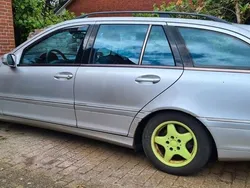Mercedes C180