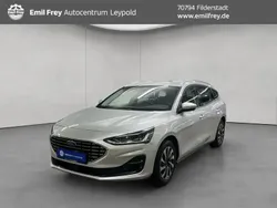 Silber Gebraucht 2023 Ford Focus Titanium Kombi | 19.590 € (Guter Preis)